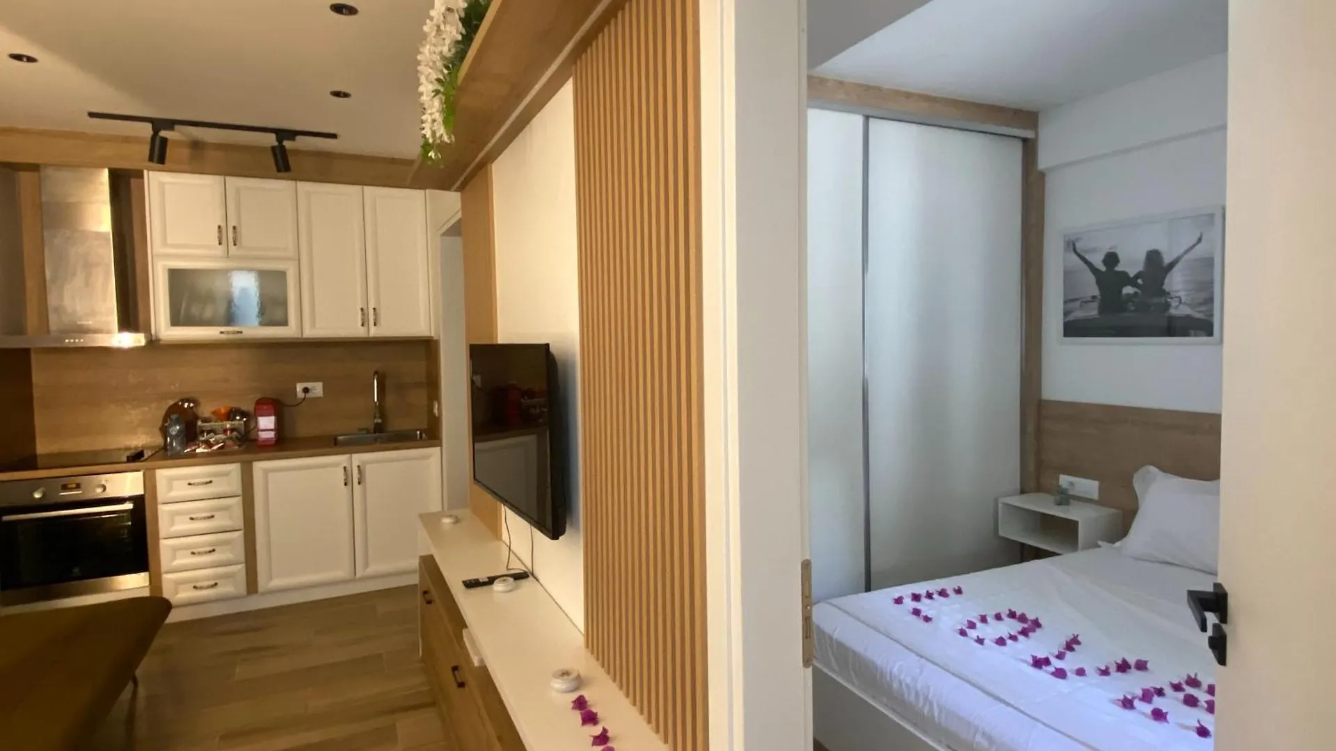 Marina Wave Apartments Saranda